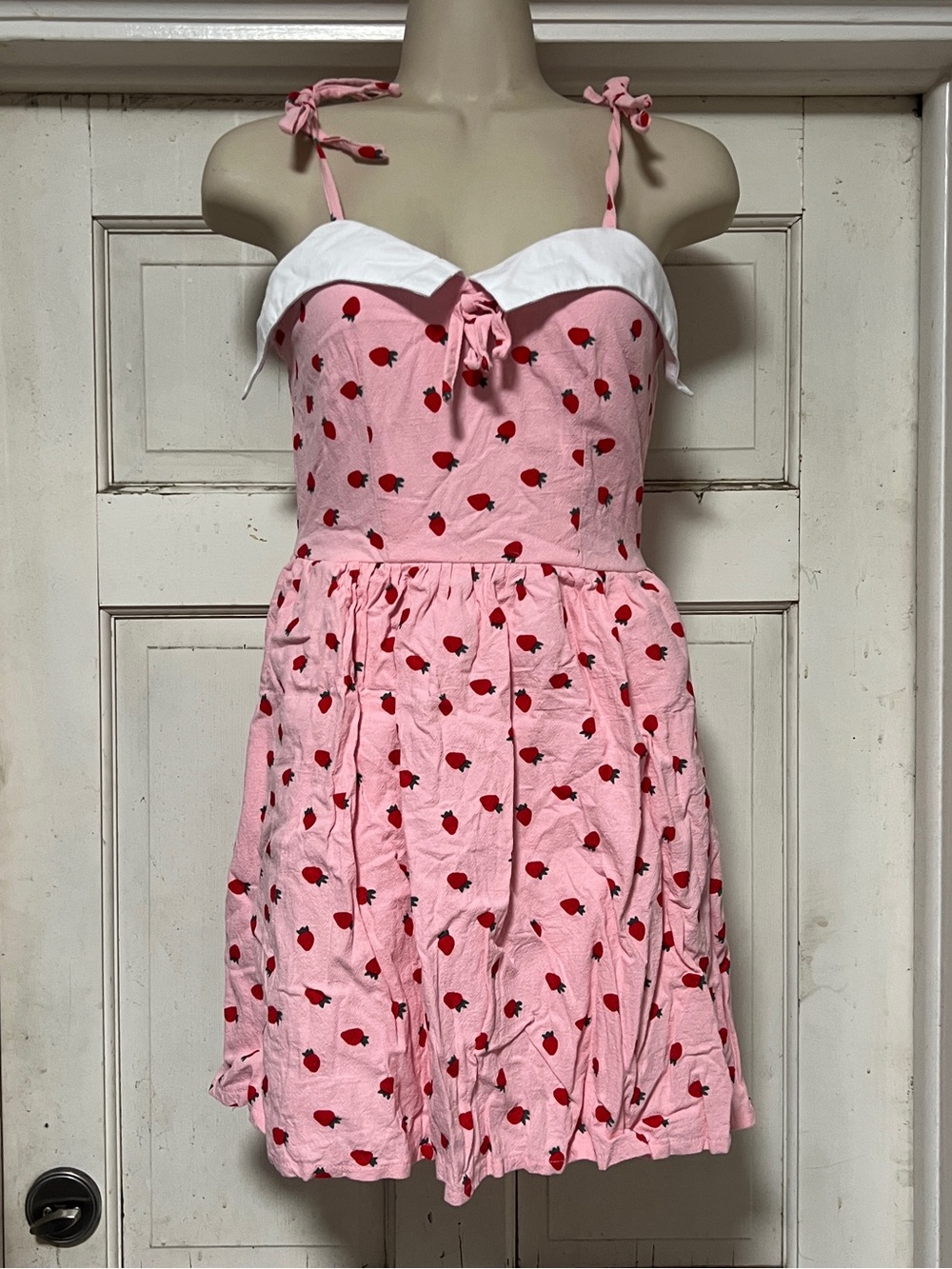 Pink Strawberry Print Cottagecore Tie Strap Sundress S